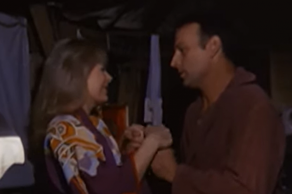Preminula čuvena glumica posle TEŠKE bolesti: Zvali su je "Vruće usne", ali je MRZELA taj nadimak