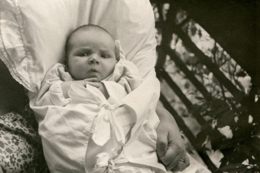 STARI SRPSKI OBIČAJI: Ovo su POKLONI koji se NOSE na BABINE ako želite da DETE bude ZDRAVO i SNAŽNO!