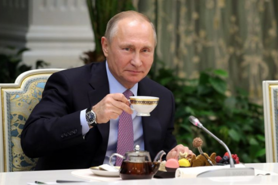 U ŠOLJI je tajna Putinove moći: Otkrivamo vam SASTOJKE mešavine koja čisti organizam od OTROVA