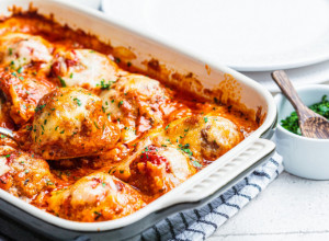 Ako ne znate šta za RUČAK ovo je pravi izbor za danas: Ćufte u SOSU na DRUGAČIJI način će vas ODUŠEVITI ukusom, najbolji recept ikada!