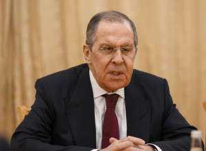 LAVROV O "STINGERIMA" I "DŽEVELINA": Na Kosovu i Alabaniji već se može kupiti oružje isporučeno Ukrajini i to sa popustom