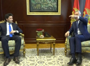 U TOKU SASTANAK ABAZOVIĆA, ĐUKANOVIĆA I KONJEVIĆA: Tema Temeljni ugovor