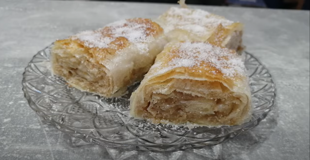 Najstariji srpski posni recept: Idealan kolač za dane posta, potrebne su vam jabuke i još četiri sastojka koje sigurno imate u kući