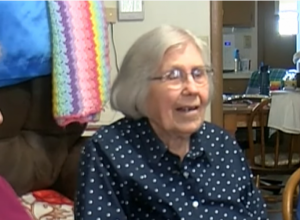 TRI STOGODIŠNJE SESTRE:  Ako neko zna RECEPT za DUGOVEČNOST, to su definitivno ONE!