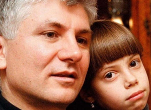 Lepotu je nasledila od MAME, a od TATE političke afinitete: Ovako danas izgleda ĆERKA Zorana Đinđića