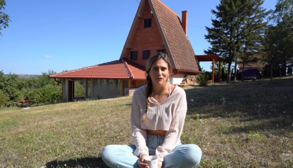 Amerikanci koji putuju svetom zadržali su se u Srbiji: Kažu da nikada ništa LEPŠE nisu videli od ovog SRPSKOG sela