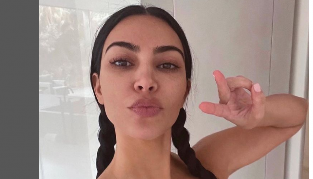 Frizer Kim Kardašijan otkrio kako da napravimo istu frizuru: Prepoznatljiv KONJSKI REP sada izgleda potpuno drugačije i mnogo nam se DOPADA!