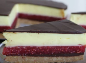 POSNA KAPRI TORTA bez pečenja: Prava brza POSLASTICA koju će OBOŽAVATI svi vaši ukućani