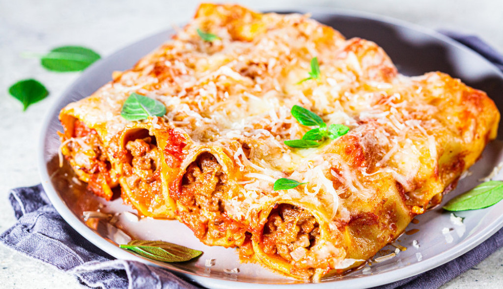 Pravi je RAJ za nepca: Originalni recept za kaneloni, sočni su i ukusni, CELA porodica će uživati