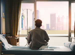 Šta ako vam je KREVET pored prozora? Bolje ga ODMAH premestite, ovo je RAZLOG!