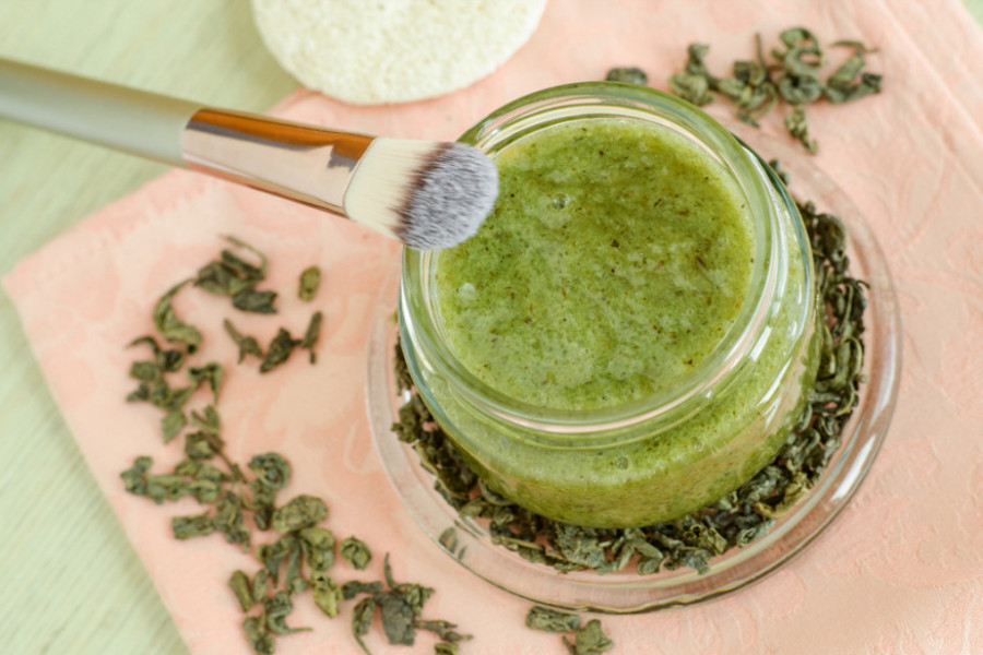 Napravite MASKU za lice od KUPUSA: Uklanja MASNOĆU sa kože i sprečava pojavljivanje BORA