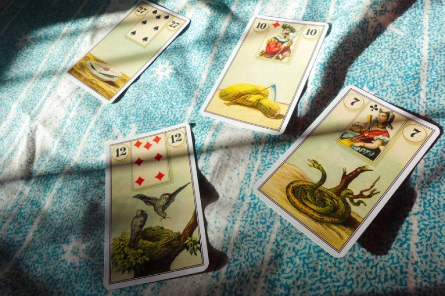 LENORMAND KARTE otkrivaju šta čeka SVAKI znak u APRILU: Veoma su PRECIZNE, pojedini pripadnici Zodijaka moraju da se PRIPAZE!