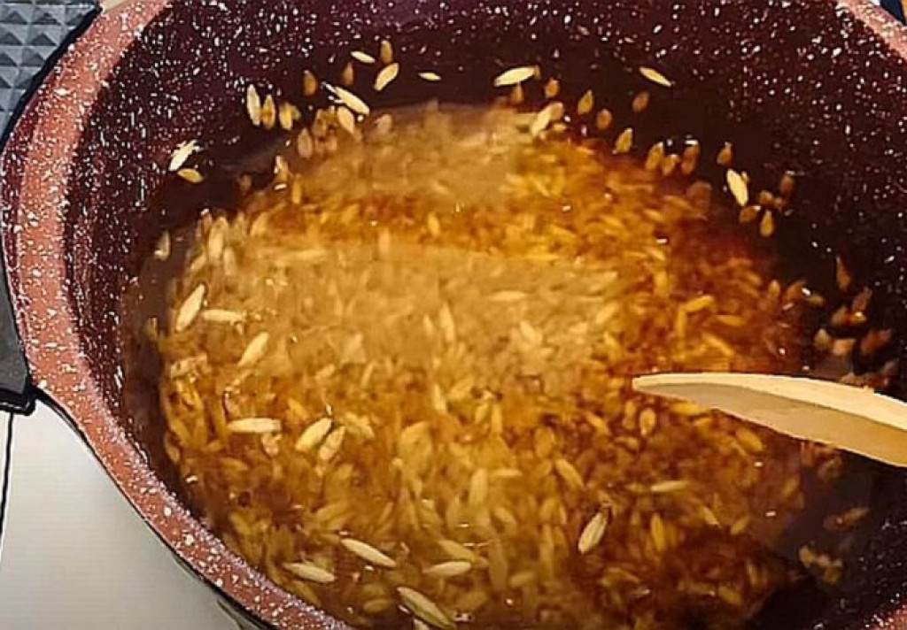 Žene se kunu u ovaj RECEPT: Napitak TOPI kilograme i UBRZAVA metabolizam, pije se ujutru i uveče