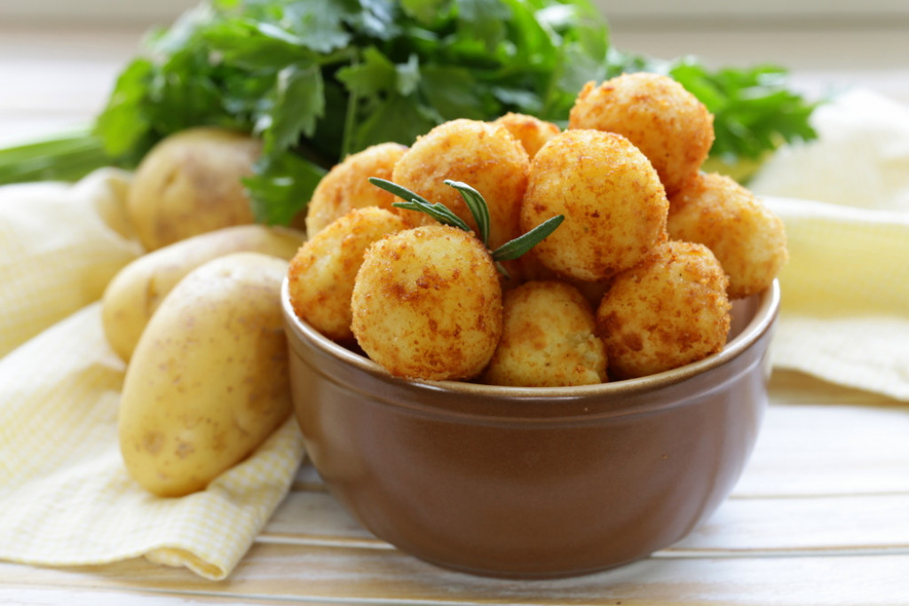 Recept za KUGLICE od KROMPIRA: Kada ih budete probali, ODMAH će nestati sve sa stola
