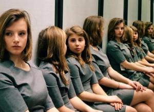 Niko nema PRAVI BROJ: Fotografija koja je ZALUDELA INTERNET, svi broje devojčice ali su u neverici kad shvate da nisu dobro PREBROJALI