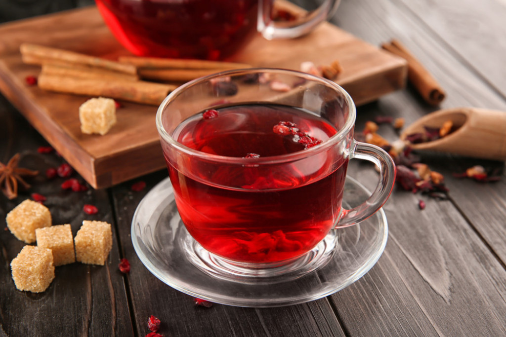 Stari narodni RECEPT: Evo kako se  pravilno sprema KUVANO VINO