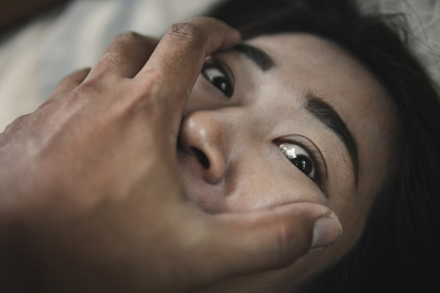 Jeziva ispovest popularne glumice: Imala sam SEDAM godina kada me je BRUTALNO zlostavljao i svi su ćutali na to