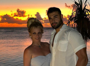 Ovo je VENČANICA koju je Britni Spirs nosila: Košta čitavo bogatstvo i kreacija je NAJPOZNATIJE svetske dizanerke