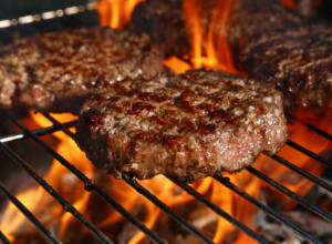 Napravite NAJUKUSNIJE pljeskavice: Recept za mleveno meso kao iz RESTORANA, tajna je u OVIM sastojcima
