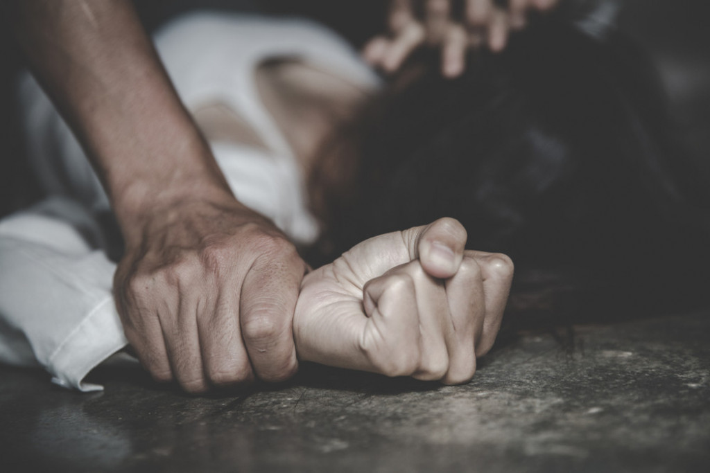 Samohrana mama NATAŠA podelila jezivo ISKUSTVO: "Najbolji prijatelj mi je ZLOSTAVLJAO ćerku, bila je posramljena i PRESTRAŠENA"