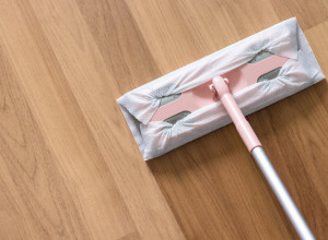 Pravilno održavanje LAMINATA: Ovu sitnicu svi radimo, a ona JAKO štećuje pod!