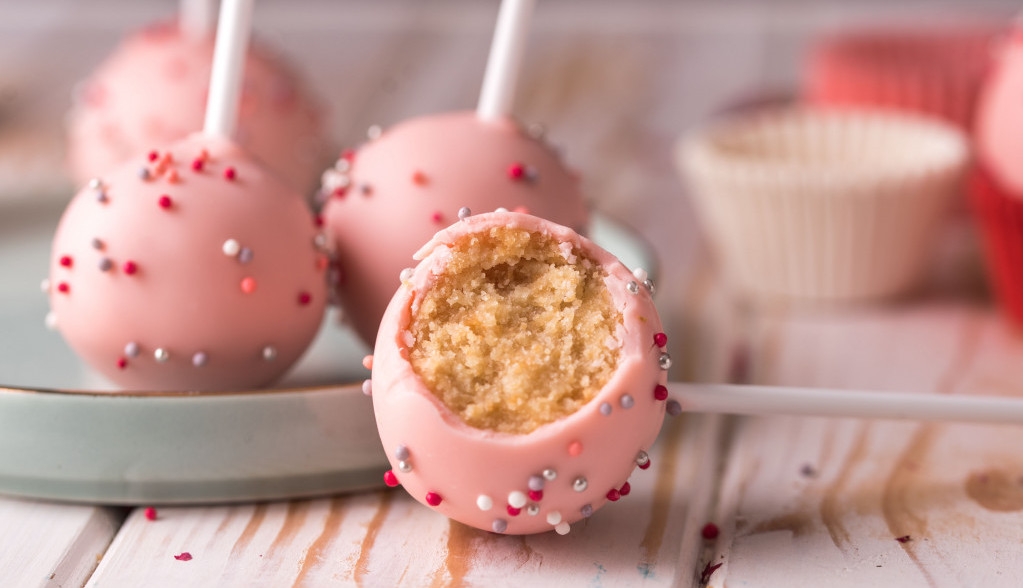 ORIGINALNI POPSI RECEPT Nezaobilazni DESERT svake proslave, a DECA lude za njima!