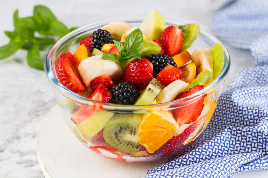 Dajte malo vitamina: Zimska voćna salata je desert koji ćete obožavati ove sezone!
