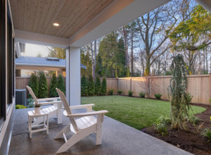 Unesite ovo u DVORIŠTE: Novac  će vam padati sa neba, sve će prštati od pozitivne ENERGIJE!