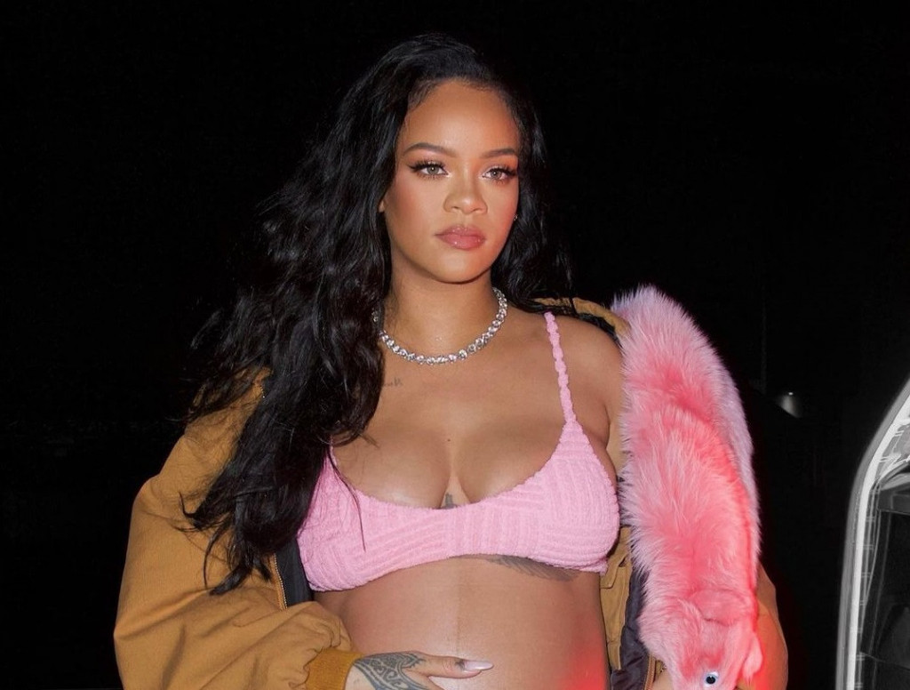 Rijana postala mama po drugi put: Njena porodica je bogatija za još jednog dečaka, svi nagađaju kako će se zvati beba