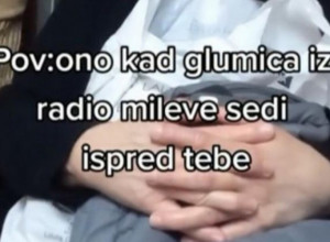 Poznata glumica "UHVAĆENA" da se vozi autobusom, a jedan putnik nije mogao da sakrije ODUŠEVLJENJE (VIDEO)