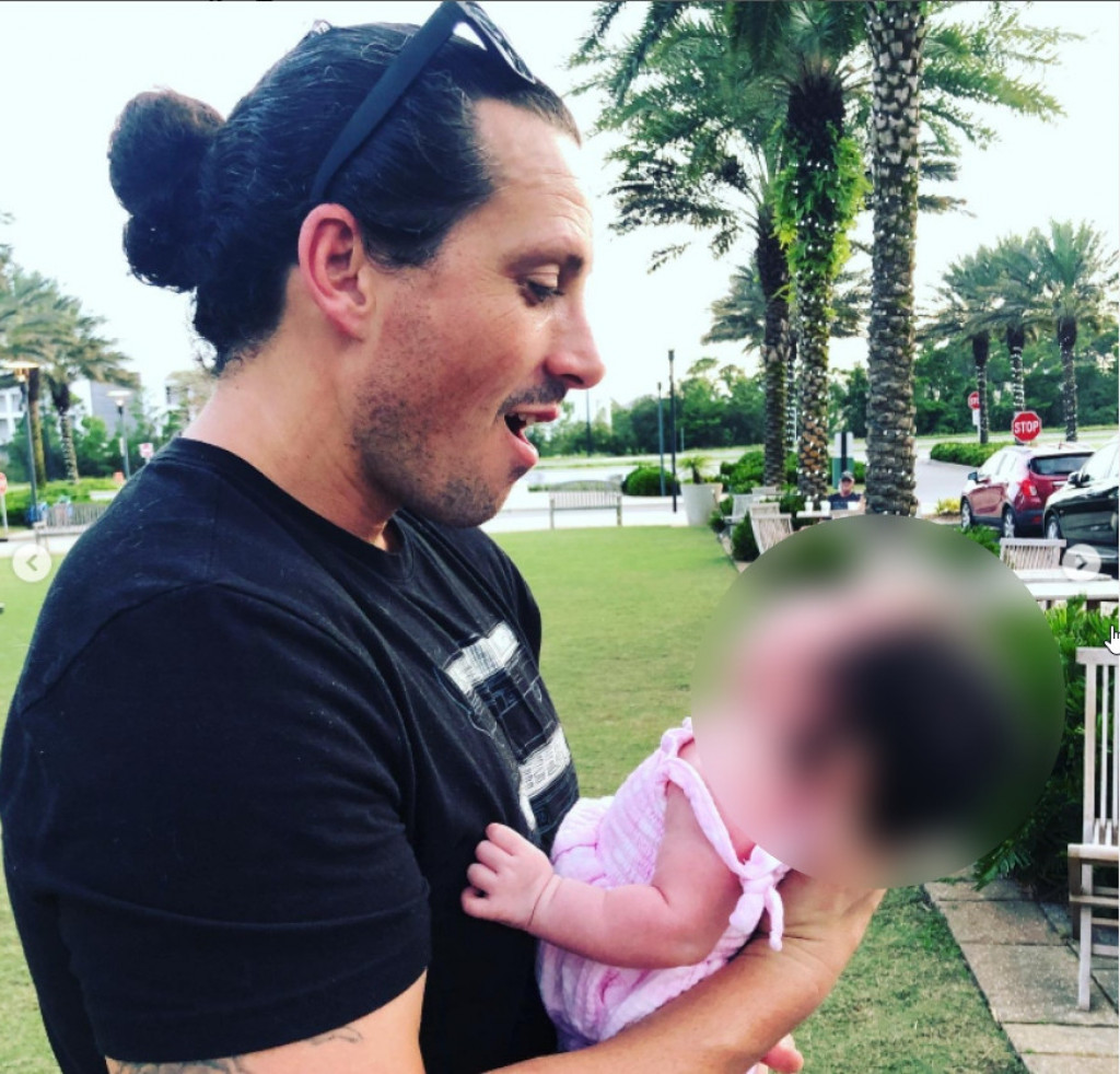 Po rođenju se IZDVAJALA od druge dece, niko nije mogao da veruje šta VIDI: "Za 30 godina rada kao BABICA, ja ovo još nisam doživela"