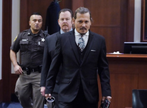 Žestoke SVAĐE, spisak Depovih poremećaja i potraga za njegovim ODSEČENIM prstom: Šta se još otkrilo tokom jučerašnjeg SUĐENJA Džonija i Amber?