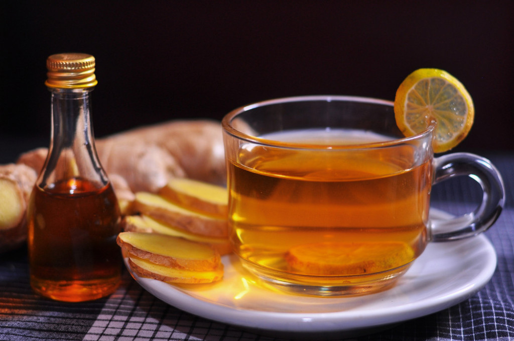 Pijte TRI puta dnevno i rešite se OTEČENIH stopala: Napravite čaj od ove BILJKE i zaboravite na probleme sa nogama