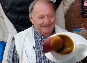 Travar Rade je podelio recept domaćeg MELEMA Ako vas muče GLJIVICE i URASLI nokti, ovo je prirodno rešenje