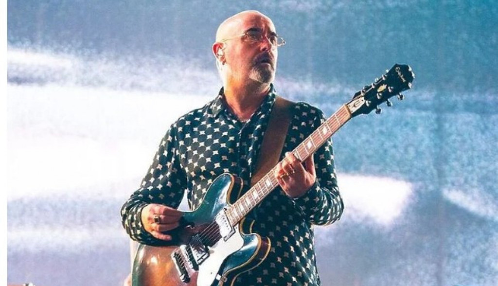 Legendarni gitarista boluje od RAKA KRAJNIKA: Na svom Tviter nalogu je napisao objavu koja je rastužila njegove OBOŽAVAOCE