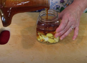 Više od 40 miliona pregleda: Dve namirnice u koje se kunu Srbi su viralni hit u borbi protiv prehlade