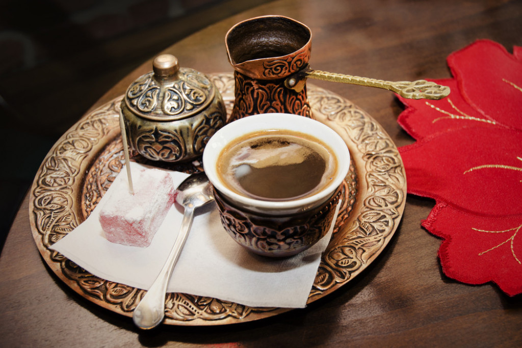 Da li je kafa na prazan stomak dobra ideja? Evo šta kažu eksperti