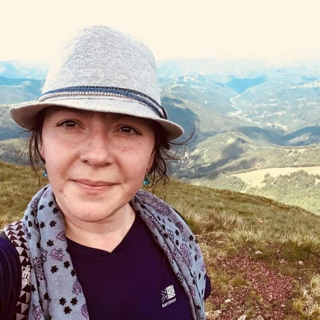 Mirjana je iz Beograda otišla na SELO, živi svoj san: Preokrenula je život iz KORENA, a sada svi dolaze kod NJE u potrazi za zdravim životom