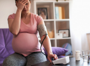 Upozorenje za sve TRUDNICE: Visoki pritisak uvek može da NAPADNE, evo kakve posledice može da ostavi!