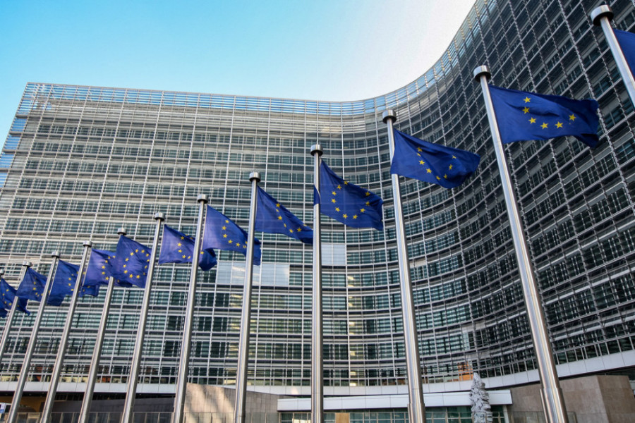MINISTRI EU I BORELJ UPOZORILI: "Ukrajina ubrzano sprovodi reforme, može prestići CG na putu za članstvo u EU