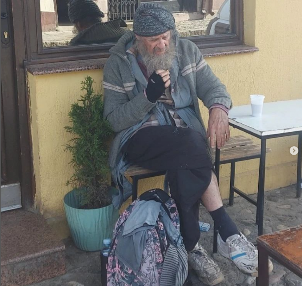 Bio je NAJVEĆI šmeker bivše Juge: Šetao Beverli Hilsom, ali se vraćao u NAŠU zemlju, objavio je FOTOGRAFIJE na kojima izgleda kao BESKUĆNIK!