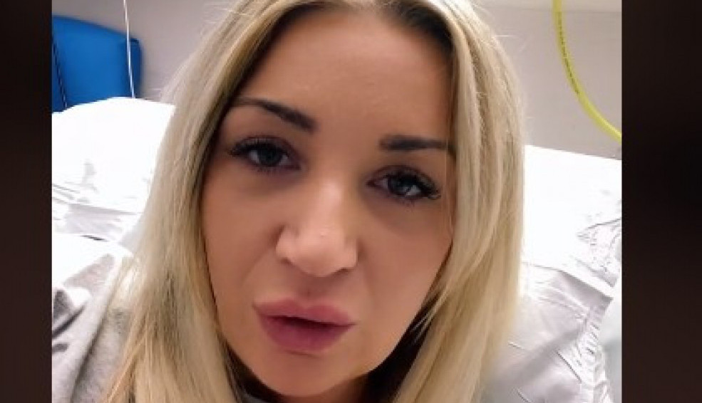 Mami dvoje dece amputirali prste: Zbog "bezazlenog simptoma" završila je u komi, evo kada je došlo do komplikacije