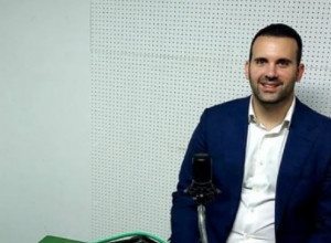 NEVEROVATNO obraćanje Spajića novinarima: "Advokat je čekao da se uknjiži stan, nije ni znao da mi nanosi štetu"