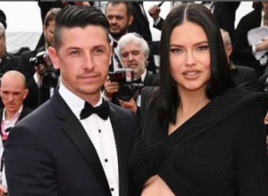 Adriana LIma ponovo ŠOKIRILA fanove U nikad otvorenijoj HALJINI prošetala TRUDNIČKI stomak!