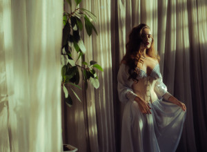 Svaka ŽENA ovo mora da ima u ORMARU: U njemu ćete izgledati drastično MRŠAVIJE a struk će se smanjiti do NEPREPOZNATLJIVOSTI