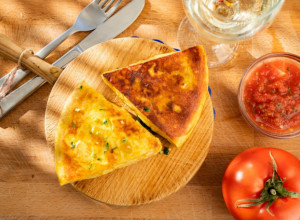 Kaloričan RUČAK za samo 100 DINARA: Ove TRI osnovne NAMIRNICE sigurno imate u KUHINJI a kada se sve spoje nastaje FANTAZIJA