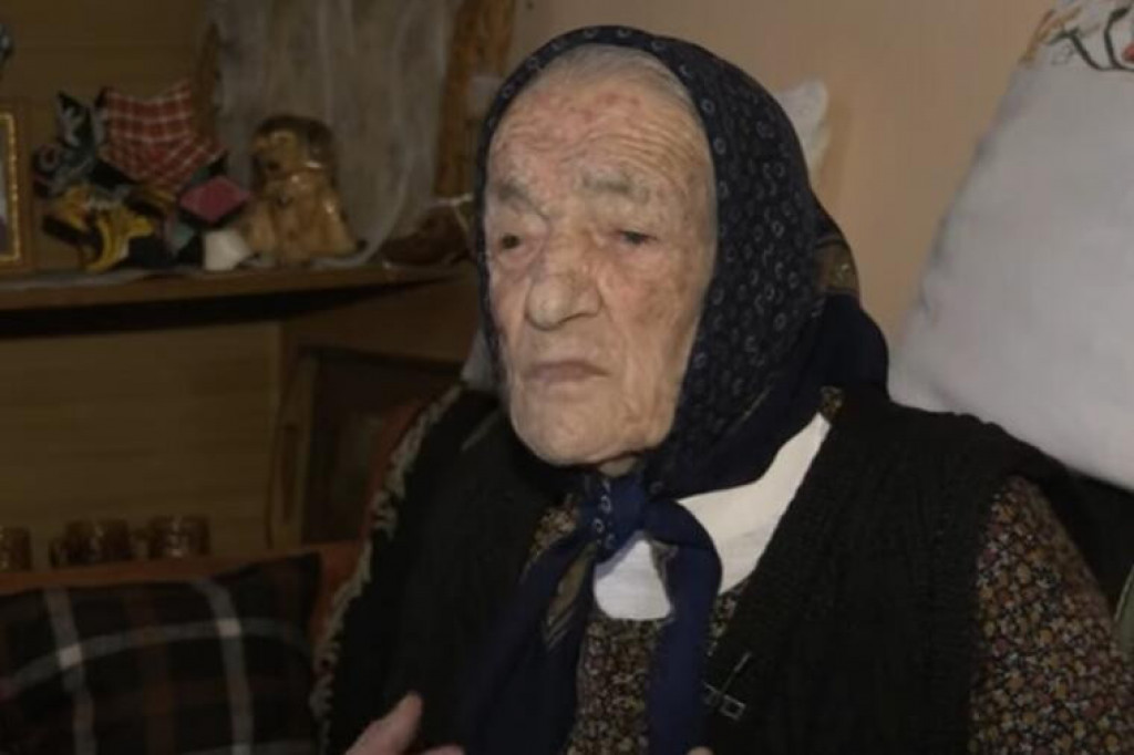 Ovako izgleda kada DOŽIVITE STOTU: Baka JULKA ima 102 godine, SAHRANILA je dva muža i evo kako je došla do JEDNOG veka života