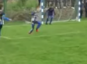 Pogledajte kako LANA DRIBLA kao RONALDO:  Ova devojčica iz Novog Sada proglašena je za NAJBOLJEG fudbalera među 200 DEČAKA!