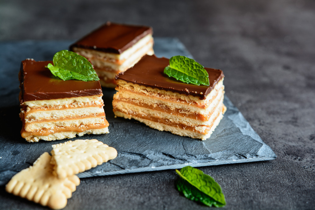 Recept za NAJBRŽU keks tortu: Sa samo ŠEST sastojaka dobićete savršen desert