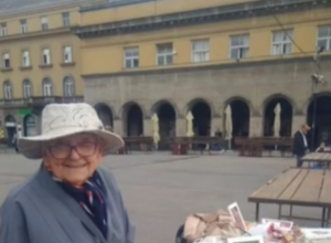 Baka Magdalena (85) danima stoji na PIJACI i prodaje stare stvari: Razlog će vas ŠOKIRATI, na ovo nikada ne biste pomislili